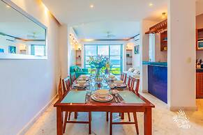 Deep Blue Condos - 102