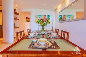 Deep Blue Condos - 102