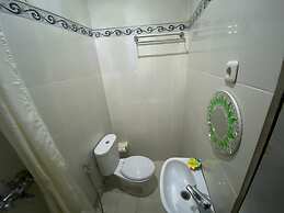 Suwardika Homestay and Dormitory - Hostel