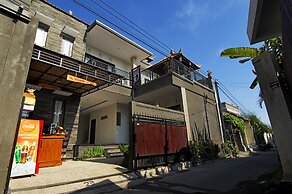Suwardika Homestay and Dormitory - Hostel