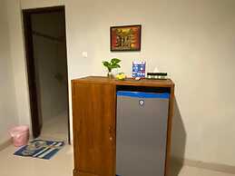 Suwardika Homestay and Dormitory - Hostel