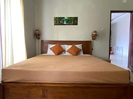 Suwardika Homestay and Dormitory - Hostel