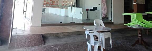 Homy Seafront Hostel