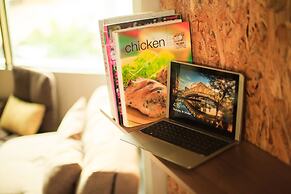 Homy Seafront Hostel