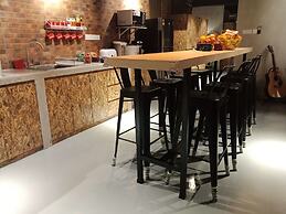 Homy Seafront Hostel