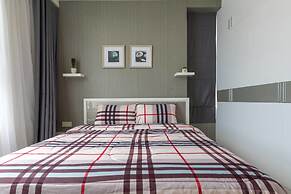 Andy Apartment at Icon 56