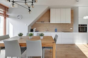 Riverside Nowa Motława SPA, Pool, Gym & Parking by Downtown Apartments