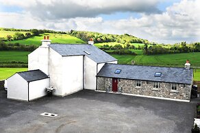 Sheephouse Country Courtyard