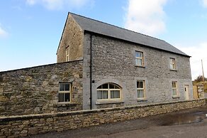 Sheephouse Country Courtyard