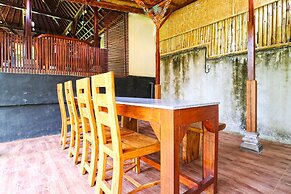 Damar Emas Guesthouse