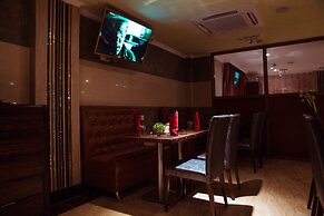 Tiffany Diamond Hotels