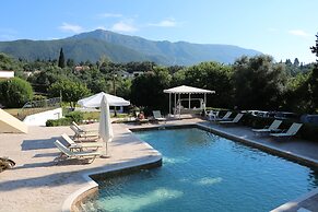 Summer Wine Friendly Resort