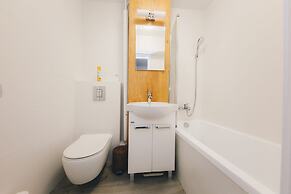 ShortStayPoland Aleja Solidarności - B61