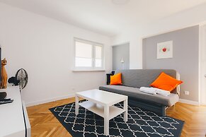 ShortStayPoland Aleja Solidarności - B61