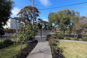 Brunswick Renaissance - Rejuvenate Stays