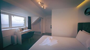 OYO Newquay Beach Hotel