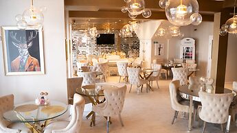 OYO Newquay Beach Hotel