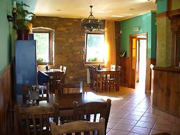 Hotel Rural Huelde
