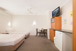 South Gladstone Motel