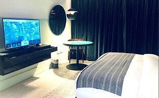 Lepic Villa Hotel