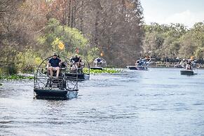 Camp Mack Lodge, Marina & RV Resort