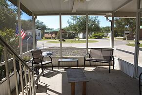 Camp Mack Lodge, Marina & RV Resort