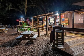 Camp Mack Lodge, Marina & RV Resort