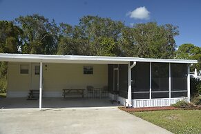 Camp Mack Lodge, Marina & RV Resort