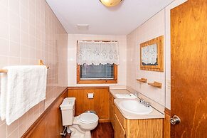 Camp Mack Lodge, Marina & RV Resort