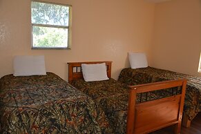 Camp Mack Lodge, Marina & RV Resort