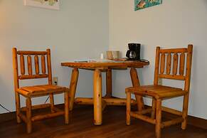 Camp Mack Lodge, Marina & RV Resort