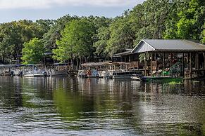 Camp Mack Lodge, Marina & RV Resort