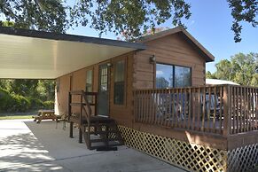 Camp Mack Lodge, Marina & RV Resort