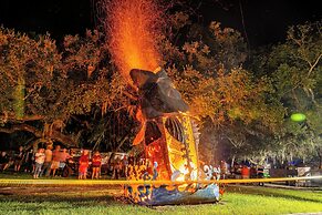 Camp Mack Lodge, Marina & RV Resort