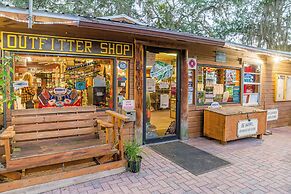 Camp Mack Lodge, Marina & RV Resort