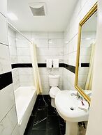 Casa Blanca Inn & Suites