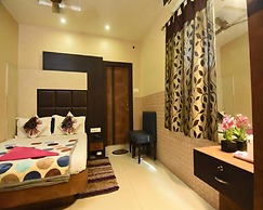 Nu Blue Moon Guest House