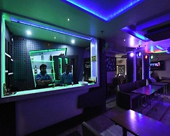 Nu Blue Moon Guest House