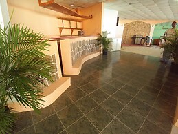 Pinneys Beach Hotel Nevis