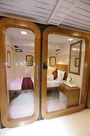 Qubestay Airport Capsule Hotel & Hostel