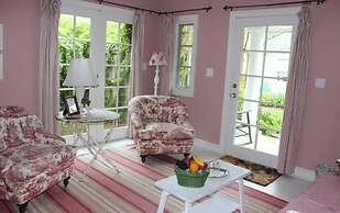 Hope and Glory Inn and Vineyard