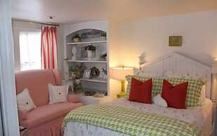 Hope and Glory Inn and Vineyard