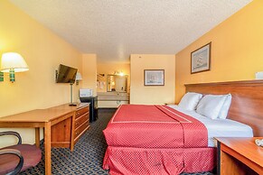 OYO Budget Inn Falfurrias Hwy 281