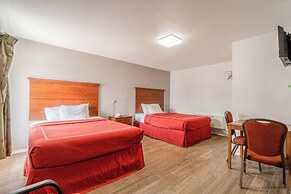 OYO Budget Inn Falfurrias Hwy 281