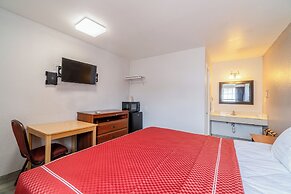 OYO Budget Inn Falfurrias Hwy 281