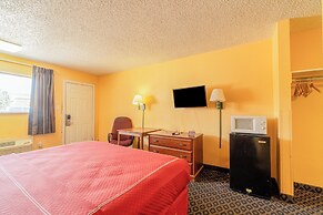 OYO Budget Inn Falfurrias Hwy 281