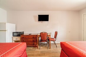 OYO Budget Inn Falfurrias Hwy 281