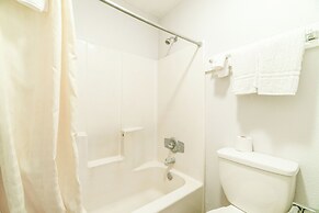 OYO Budget Inn Falfurrias Hwy 281