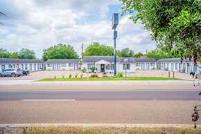 OYO Budget Inn Falfurrias Hwy 281