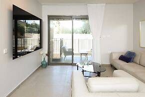 The Haneviim Boutique - Isrentals